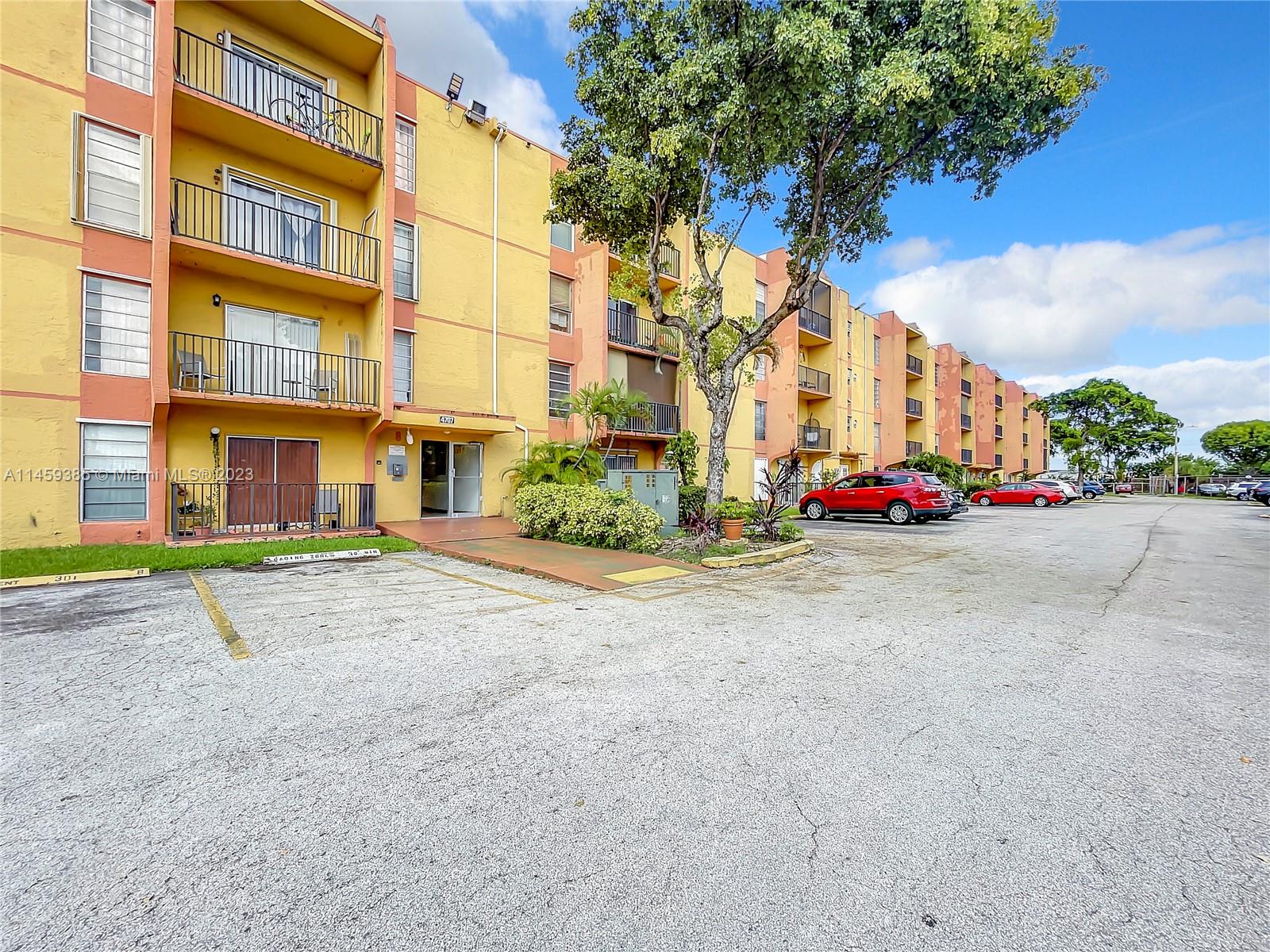 4707 NW 7th St # 8 Unit: 204-8