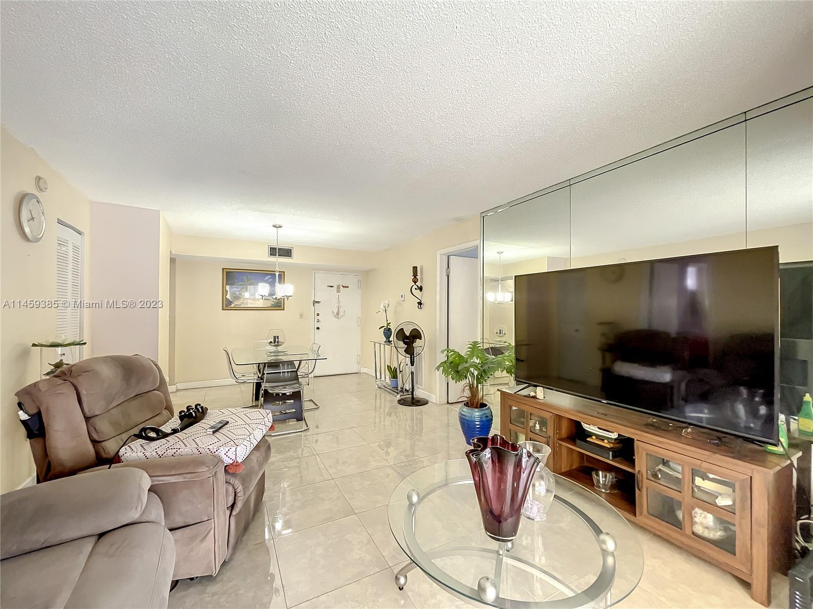4707 NW 7th St # 8 Unit: 204-8