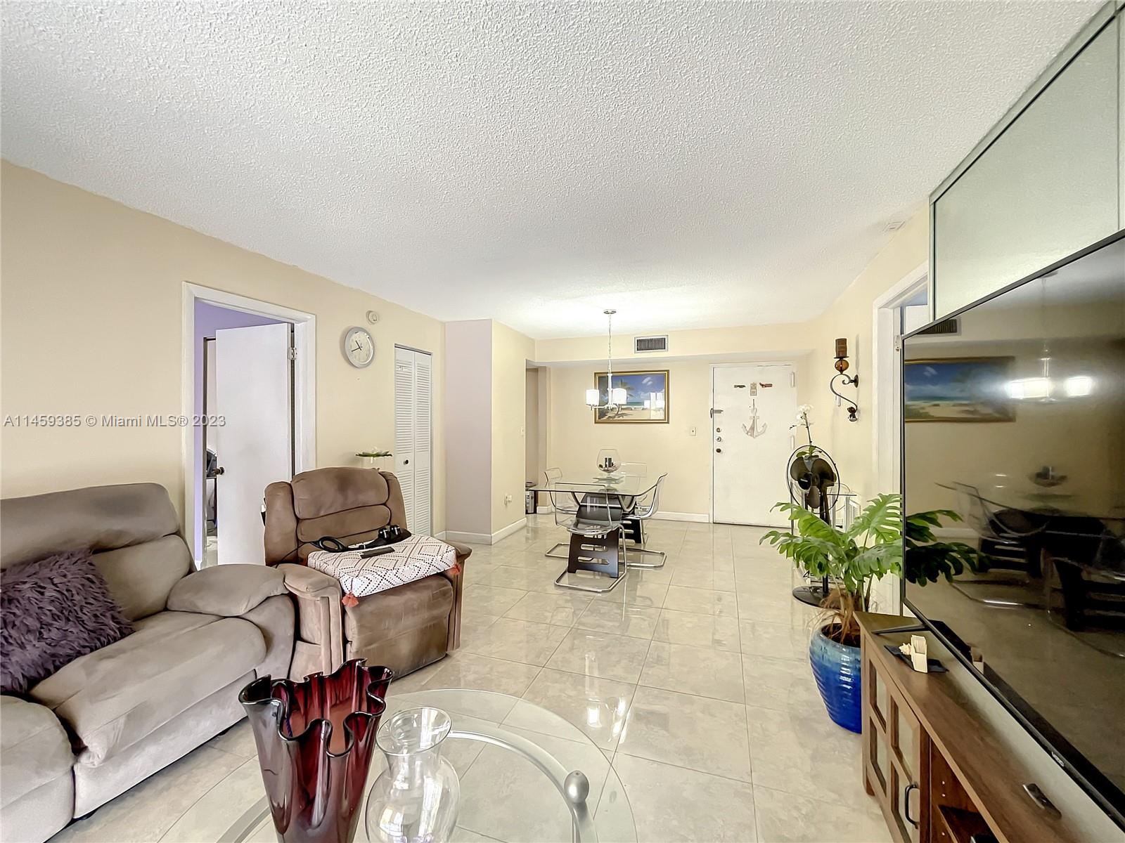 4707 NW 7th St # 8 Unit: 204-8