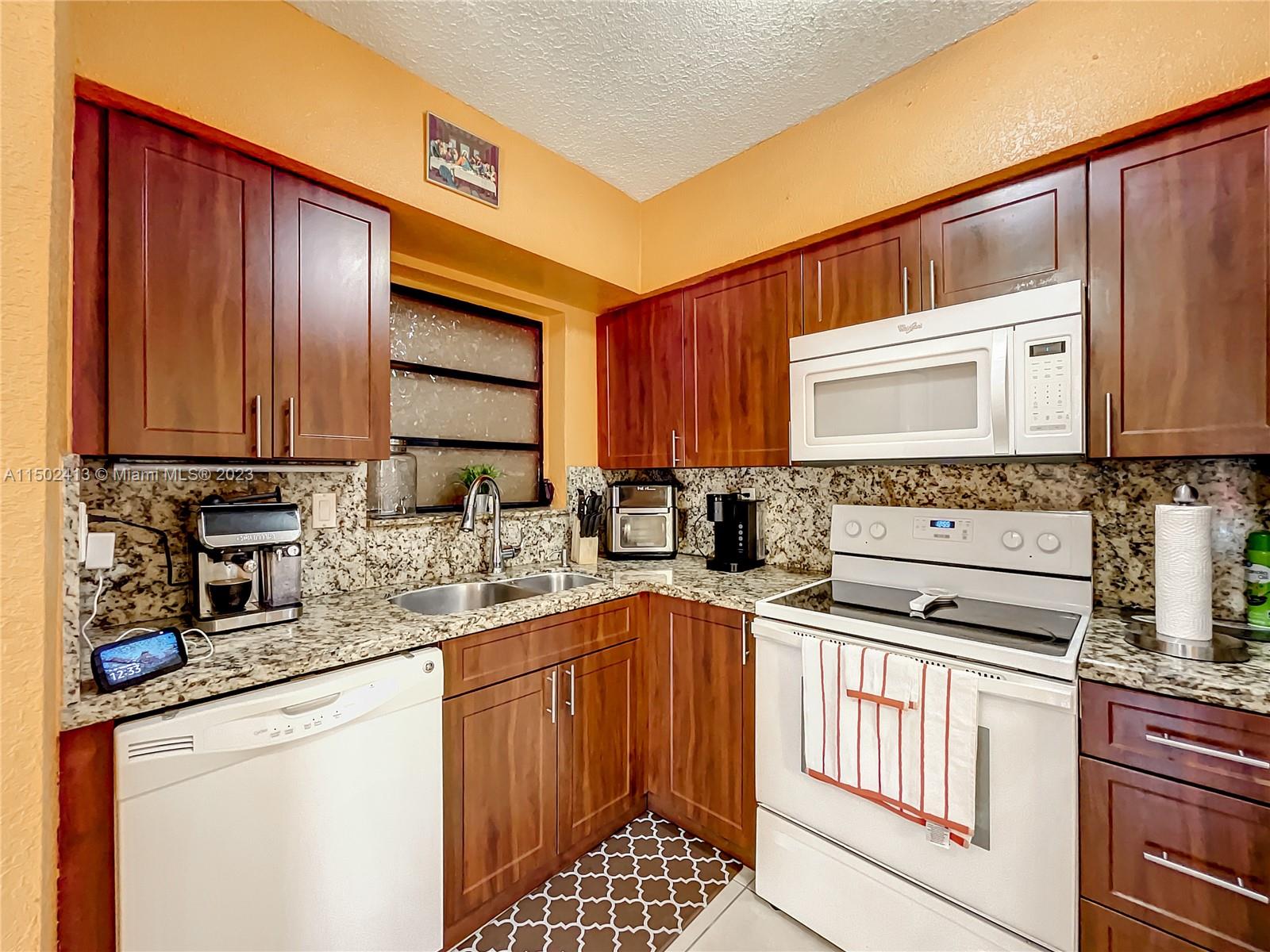 12135 SW 182nd Ter