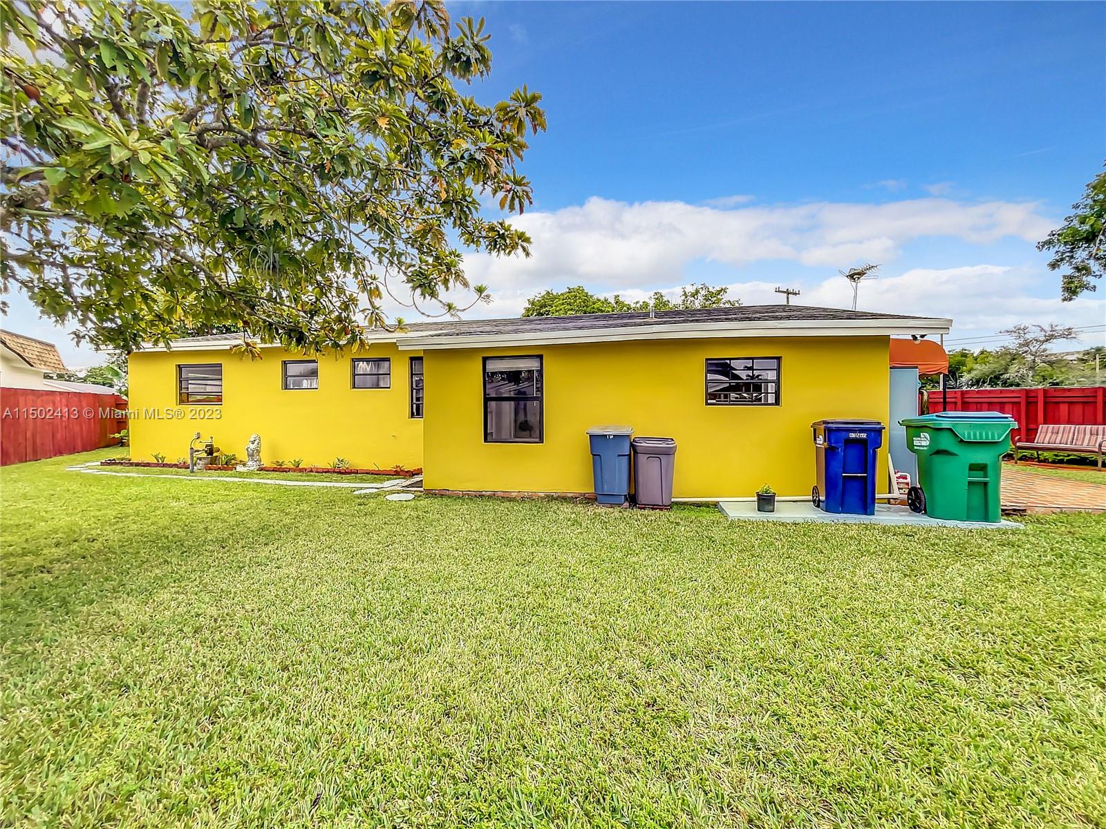 12135 SW 182nd Ter