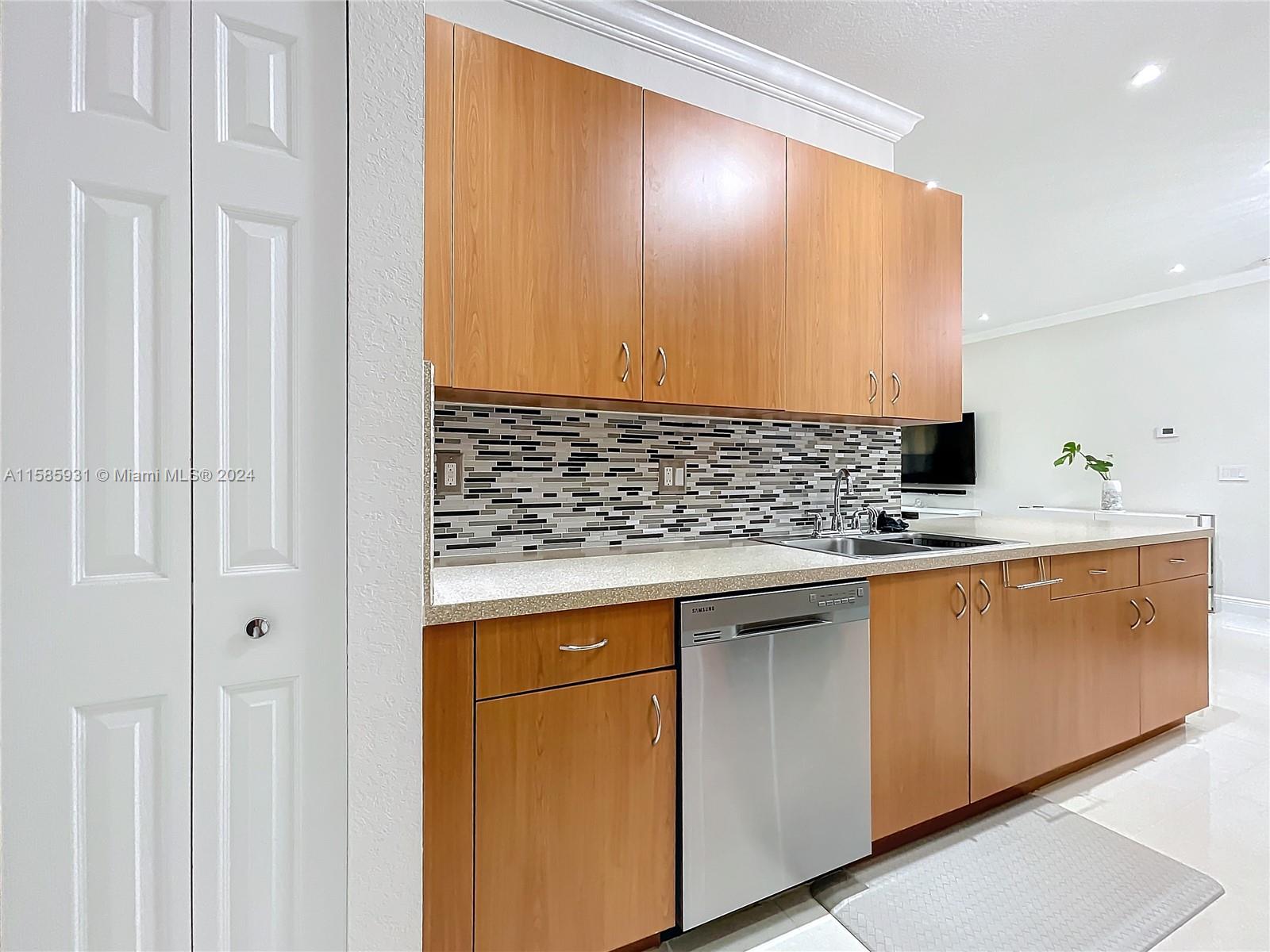 3557 Forest Hill Blvd # 54