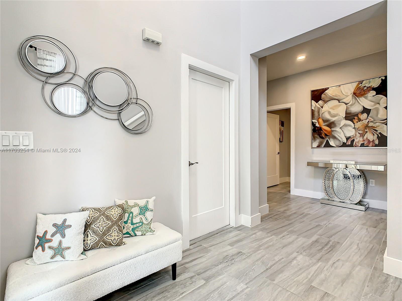 1130 Arisha Dr