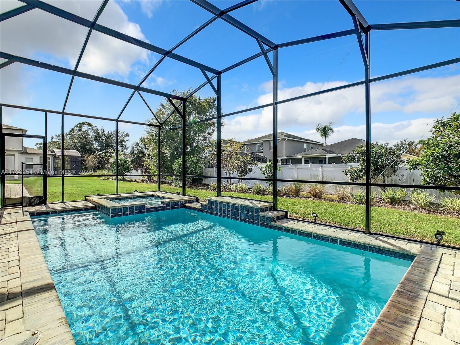 1130 Arisha Dr