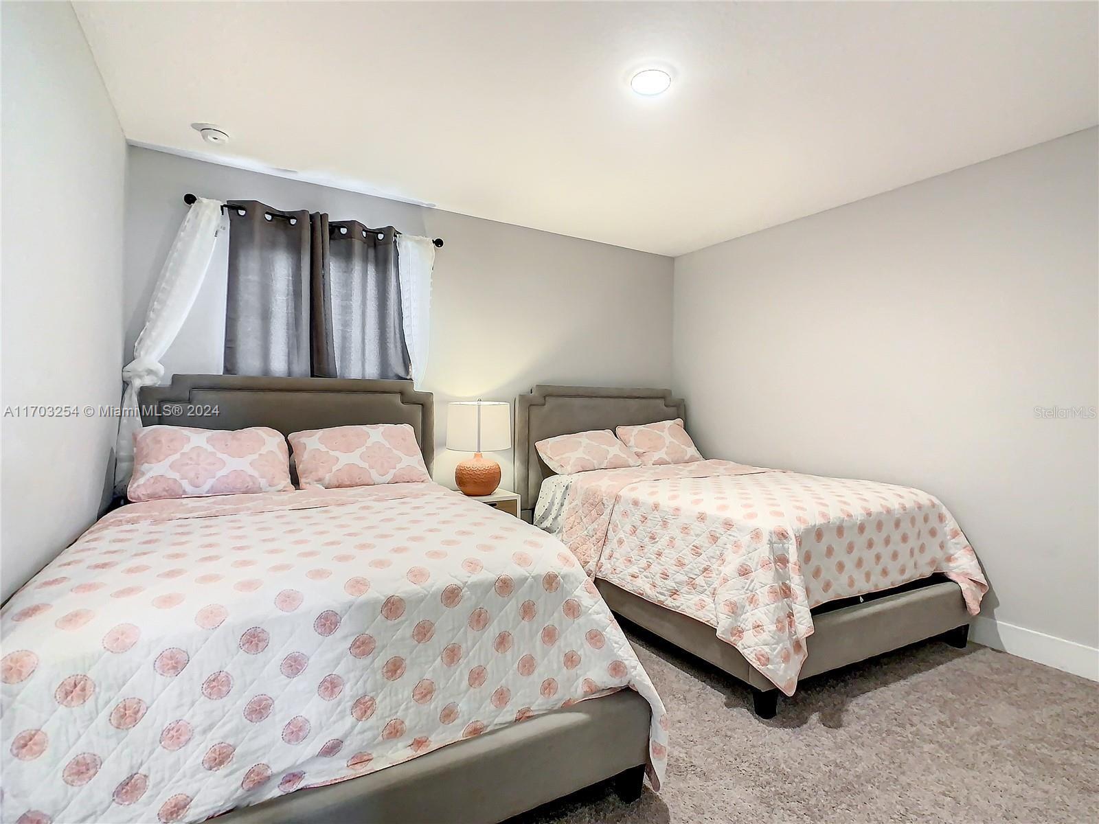 1130 Arisha Dr