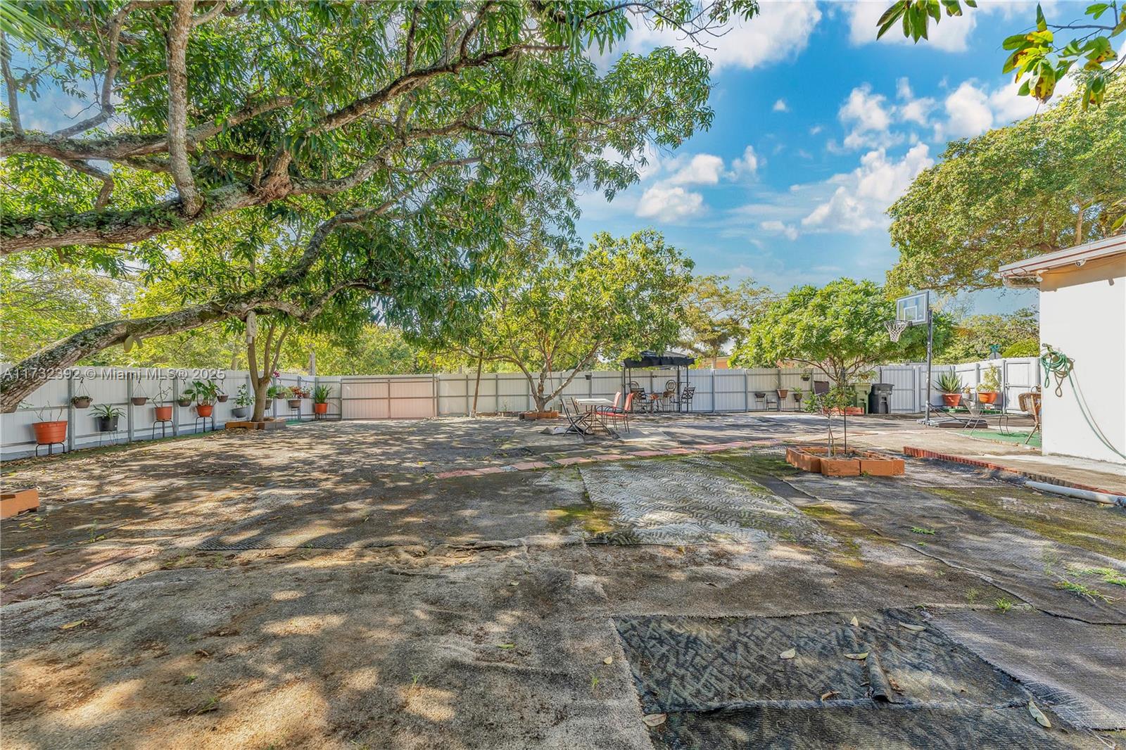 380 NW 133rd St