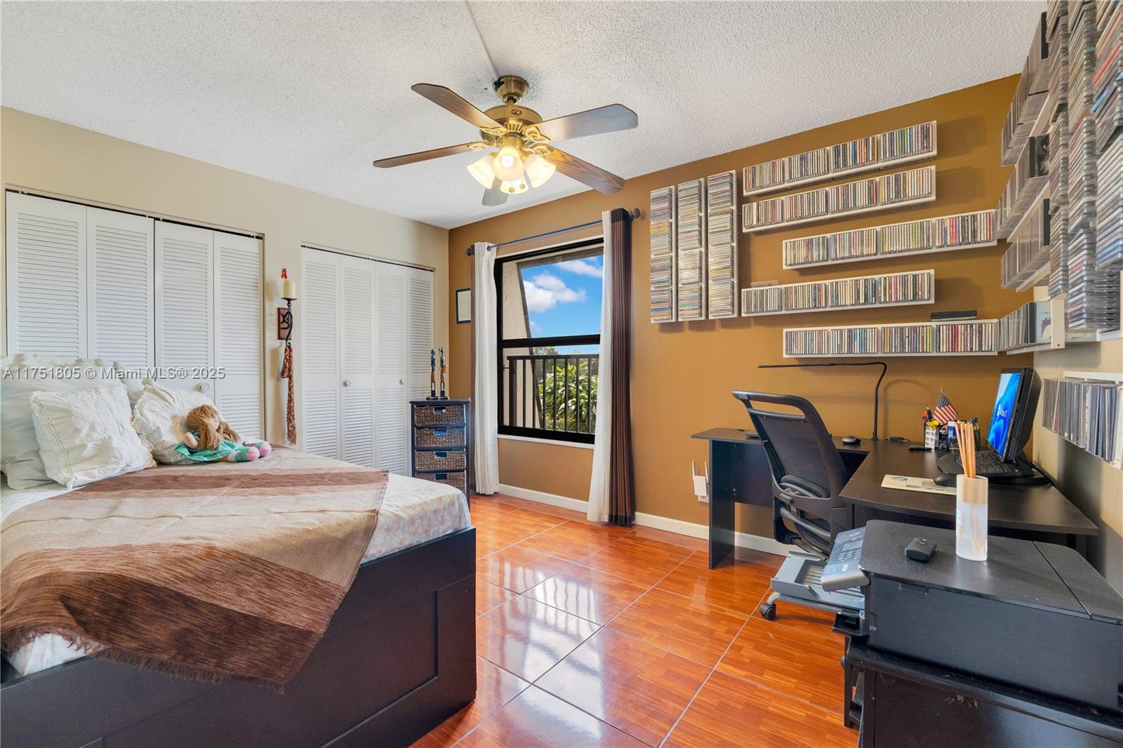 2596 NW 99th Ave