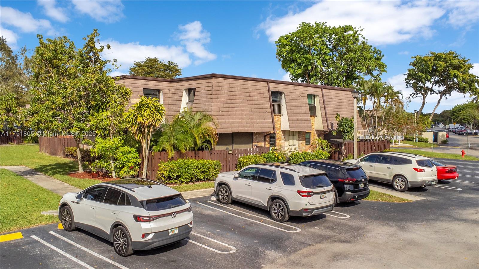 2596 NW 99th Ave