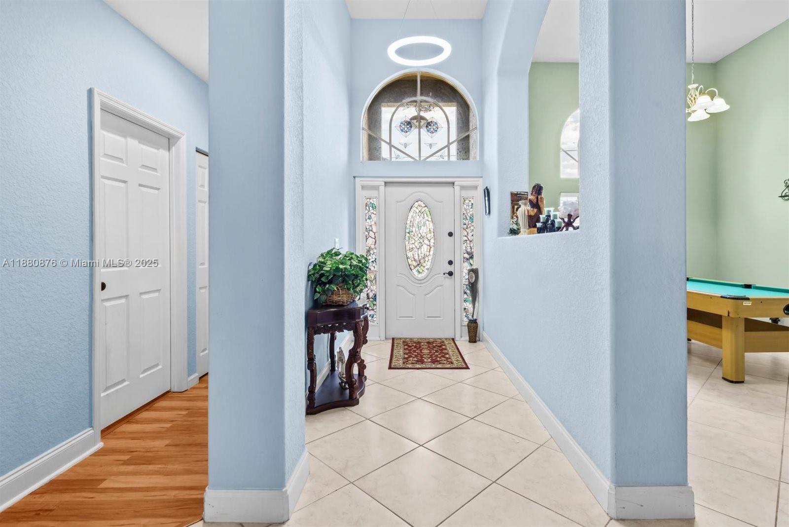 566 SW Halifax Ave, Port St. Lucie