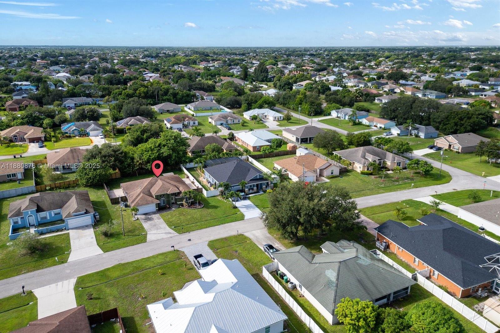 566 SW Halifax Ave, Port St. Lucie