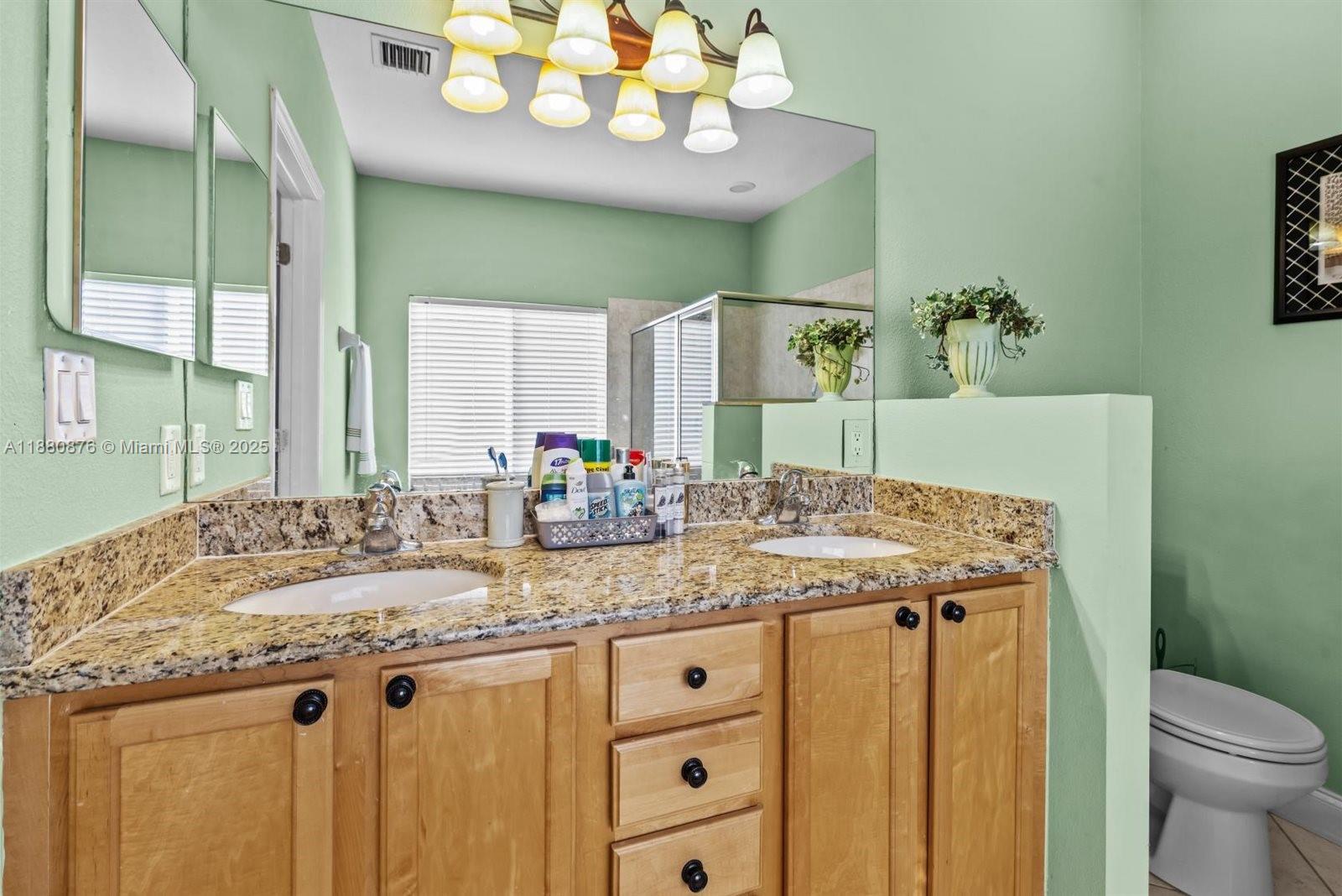 566 SW Halifax Ave, Port St. Lucie