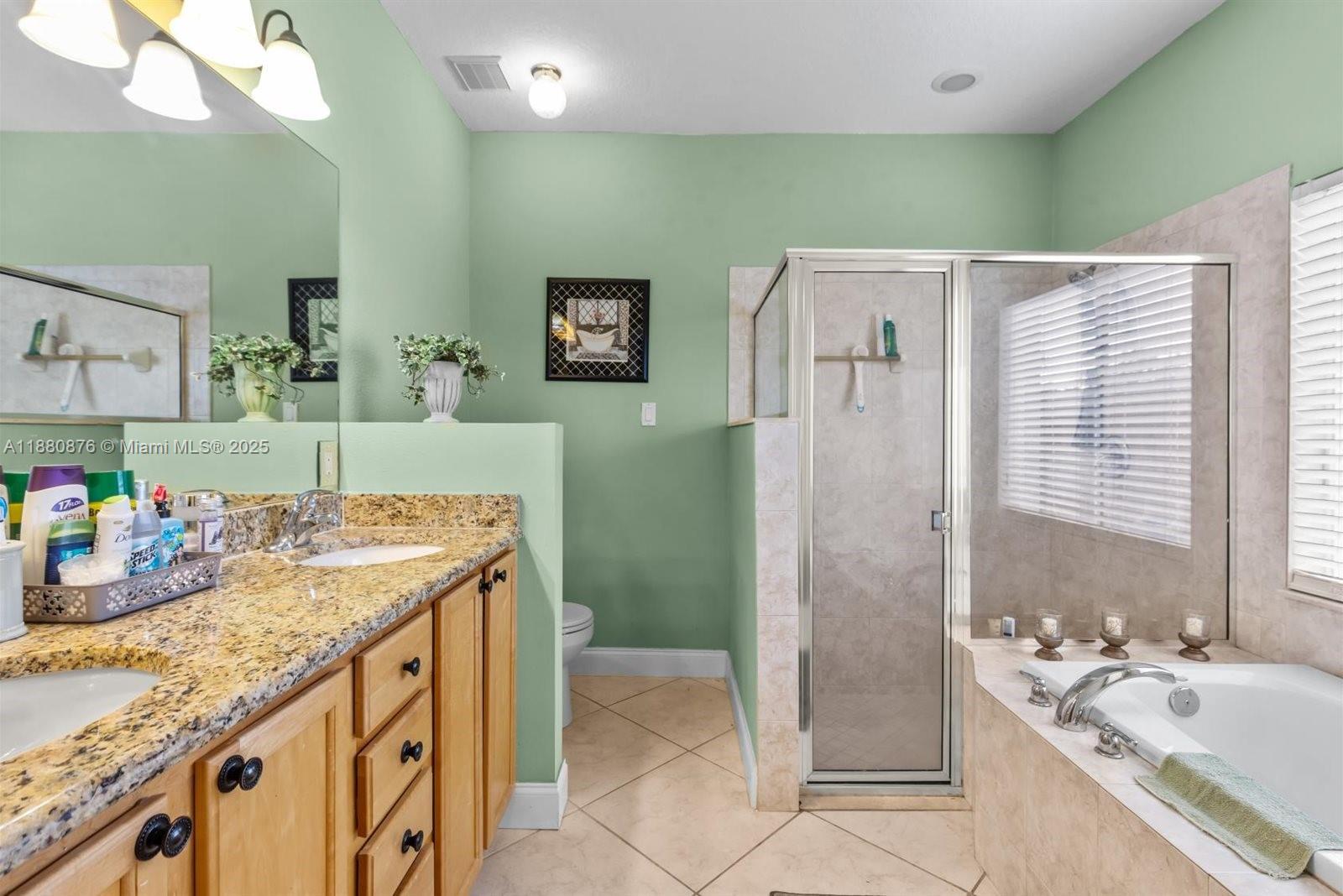 566 SW Halifax Ave, Port St. Lucie