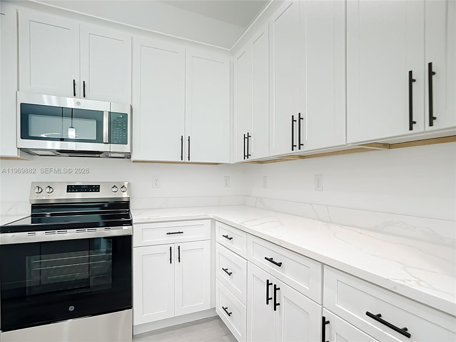 15467 HILLSBOROUGH BOULEVARD