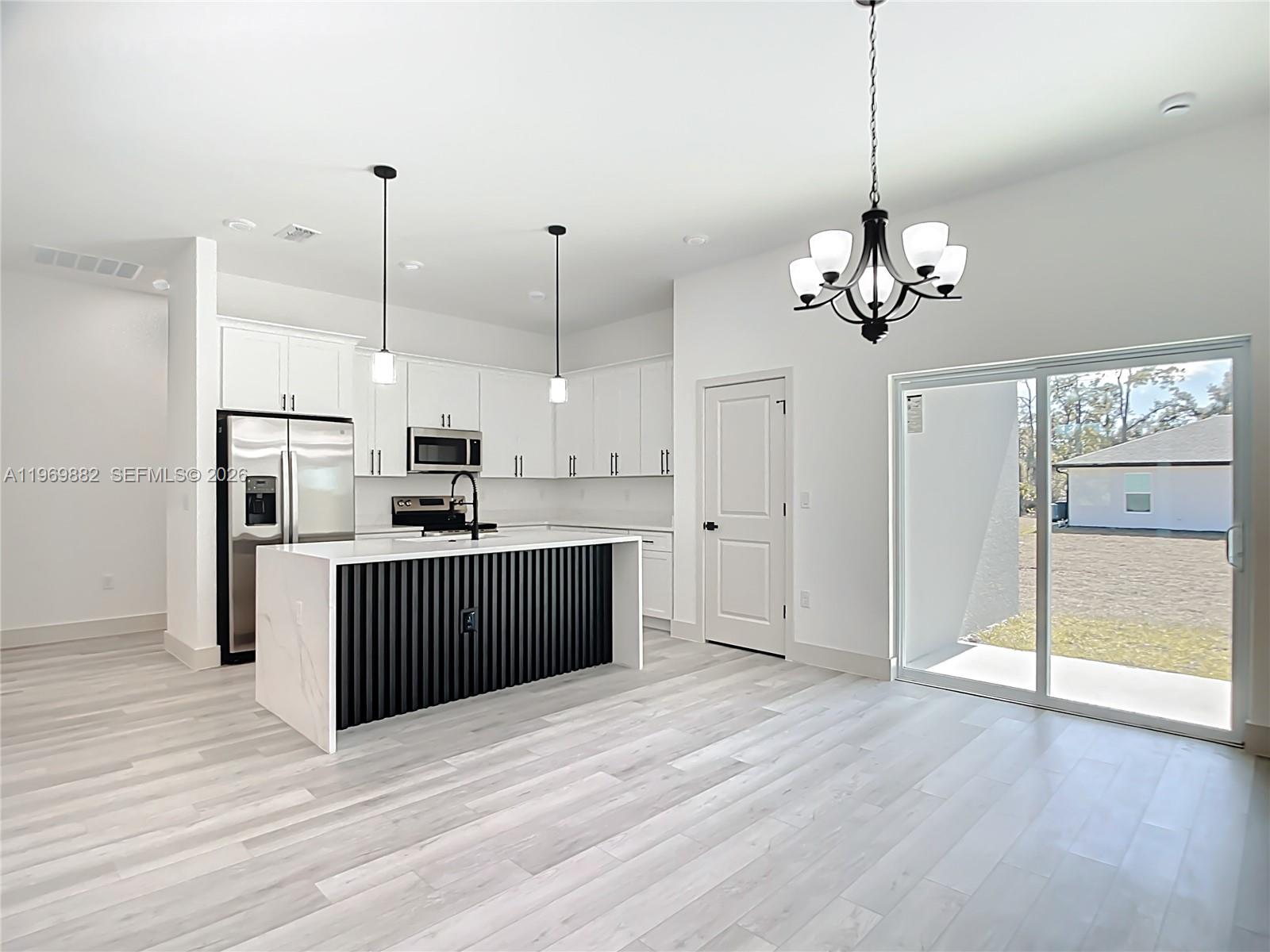 15467 HILLSBOROUGH BOULEVARD