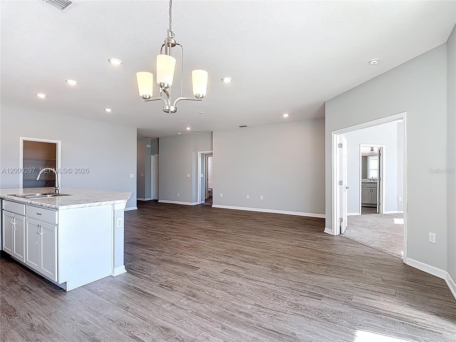 840 840 SYDNEY STREET