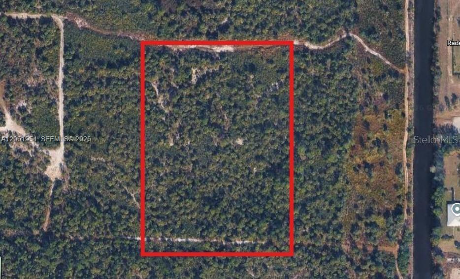 2000 WOODLAND GRADE ROAD