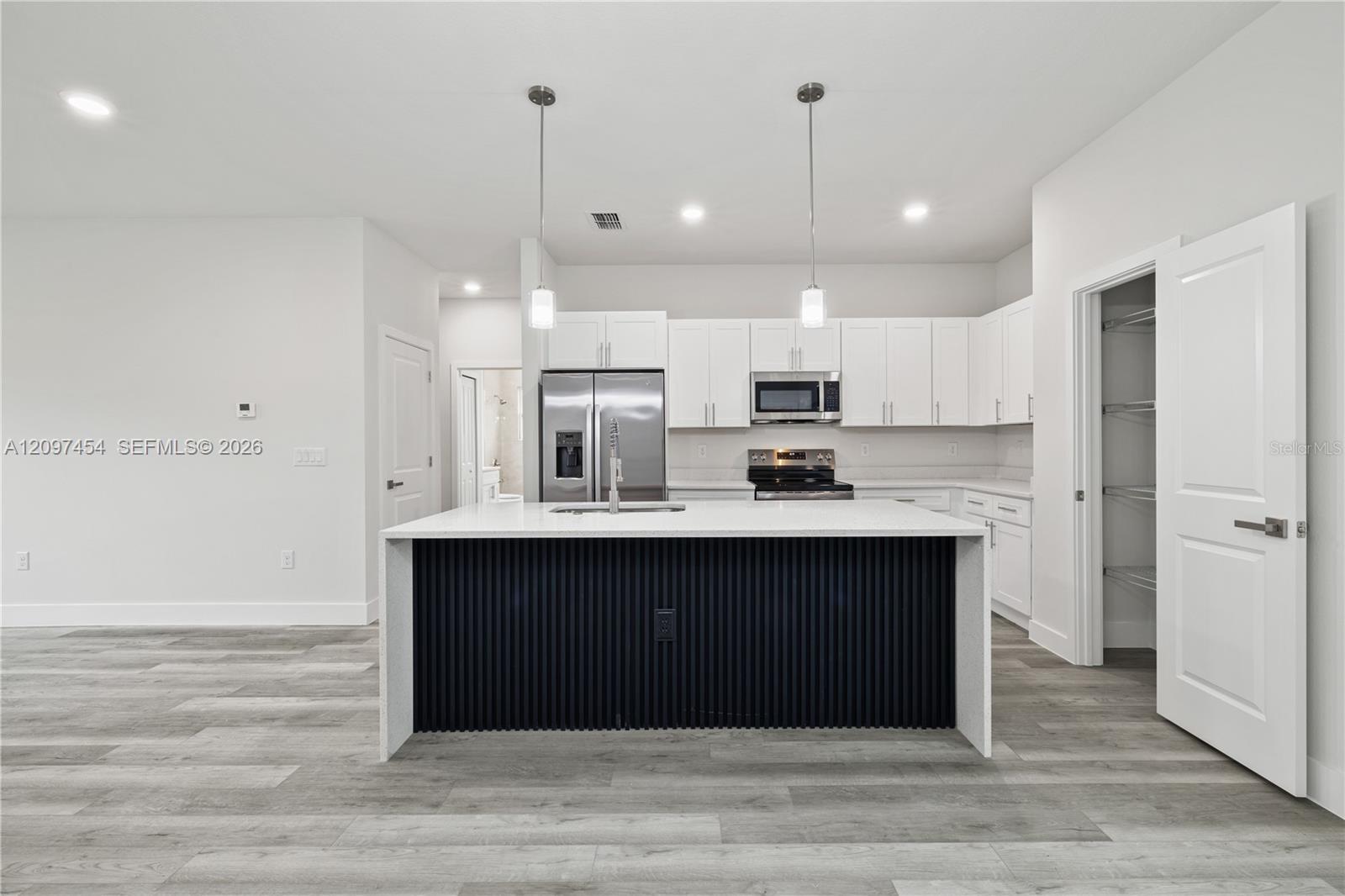 3900 SW 133RD LOOP
