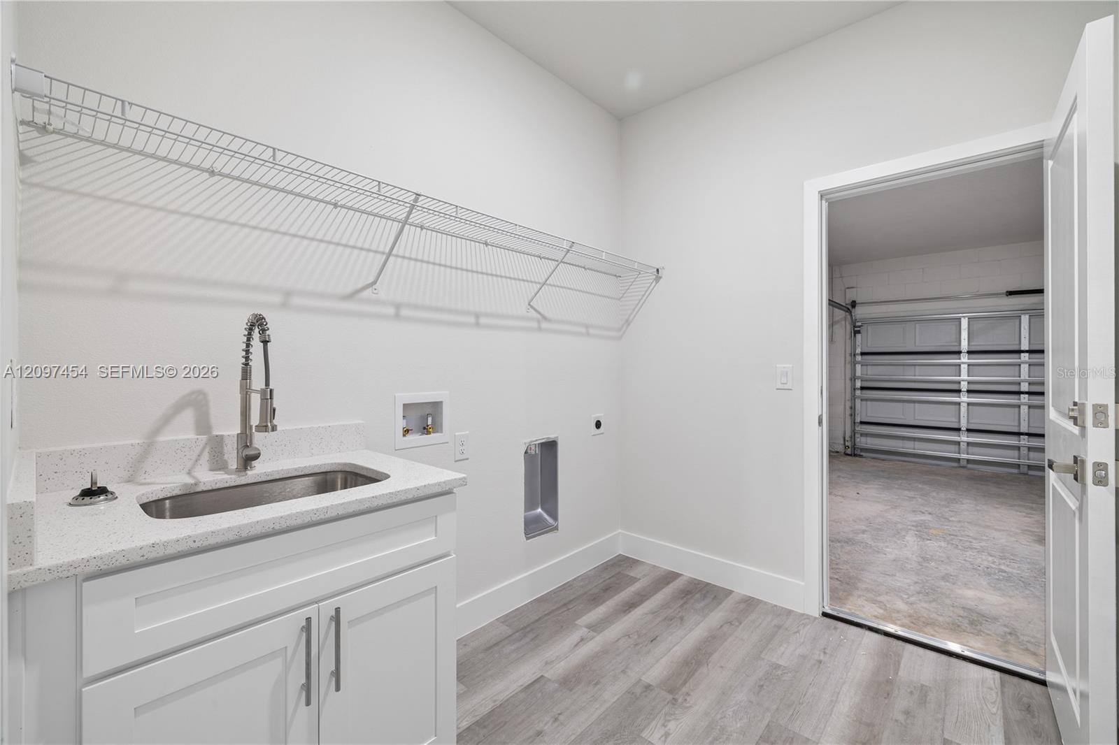 3900 SW 133RD LOOP