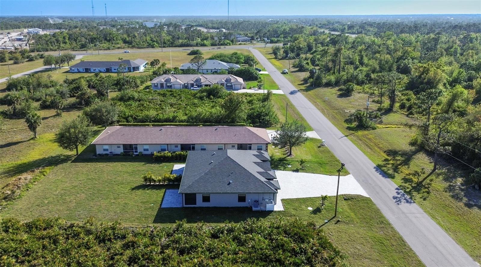 24 DONLON DR