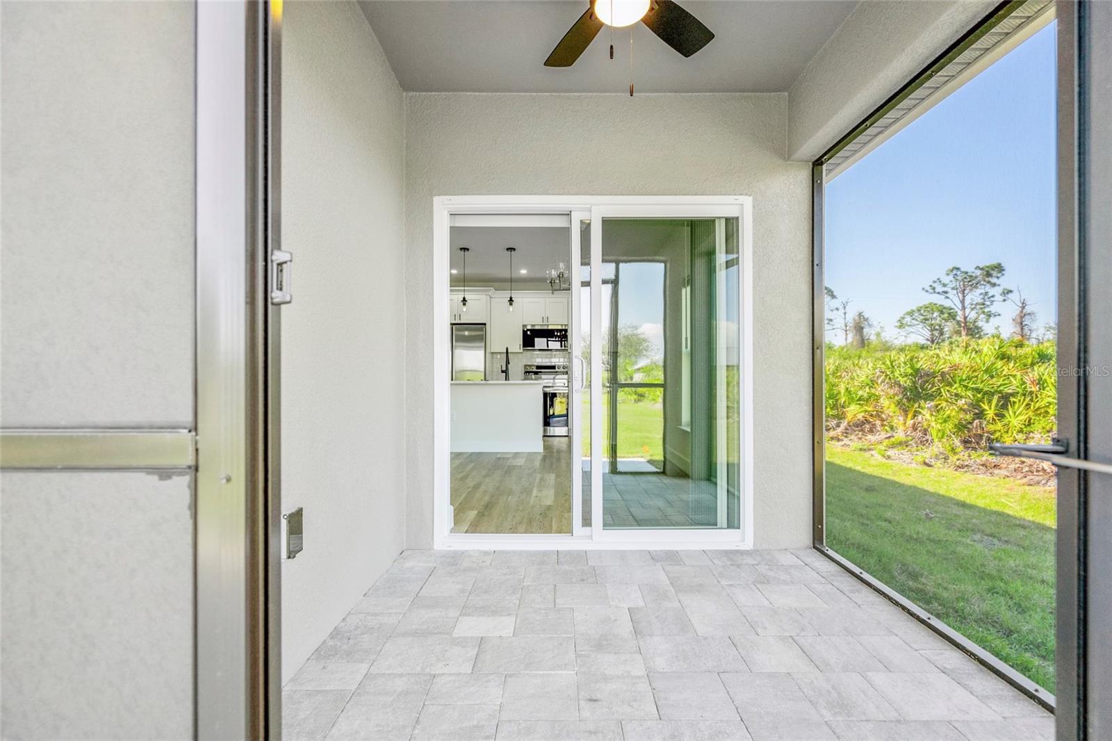 24 DONLON DR