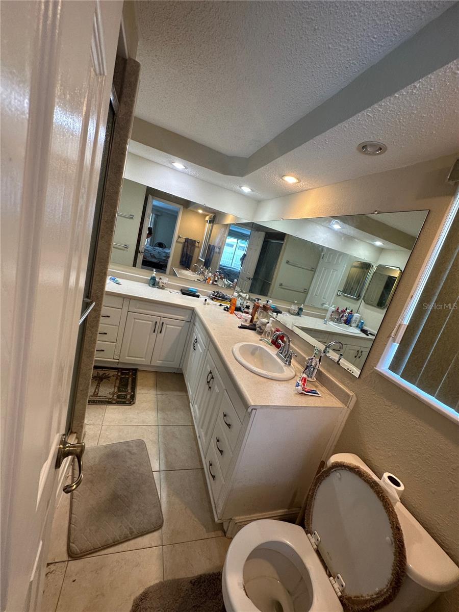 7114 PARROT DR