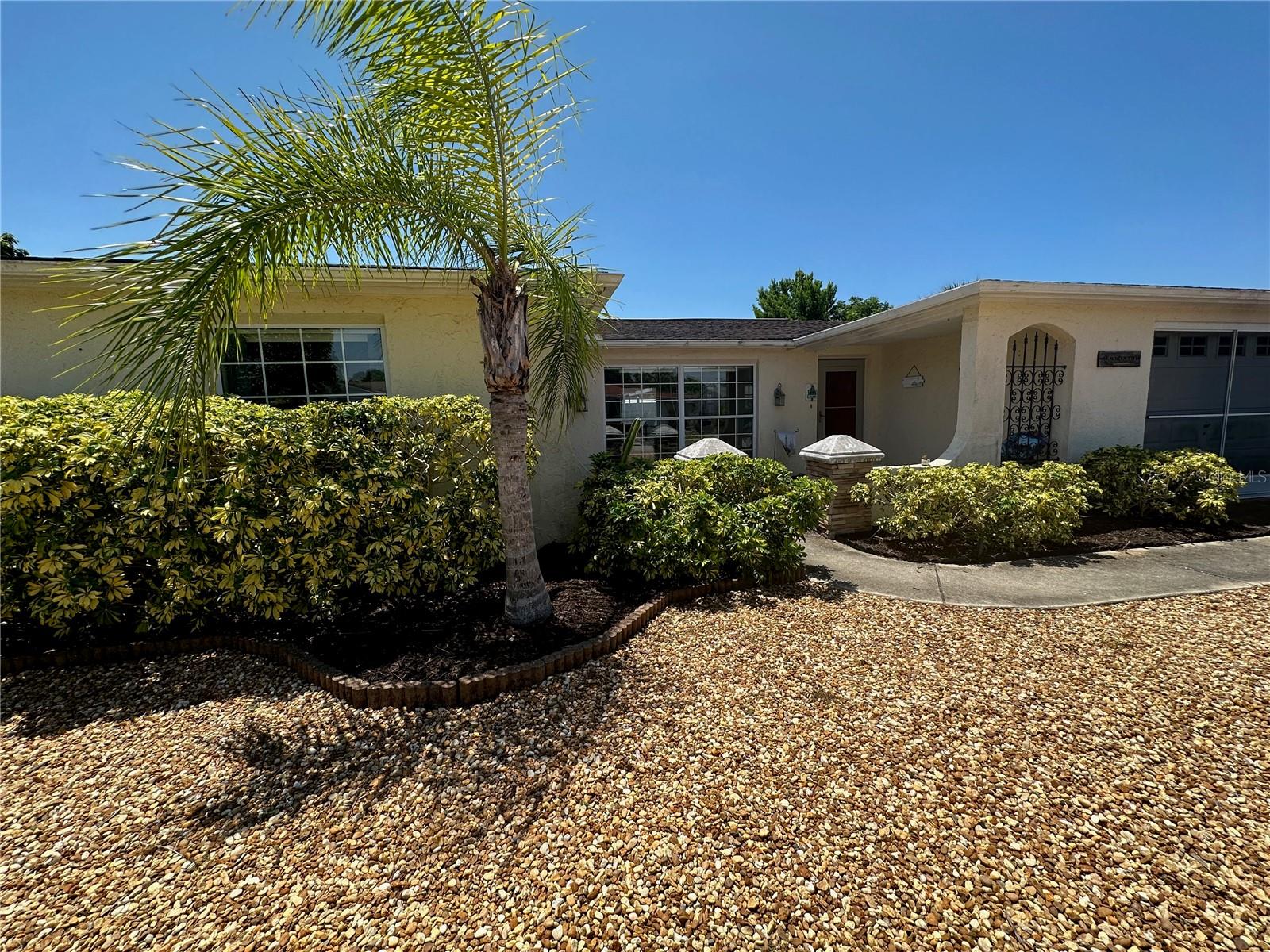 7114 PARROT DR