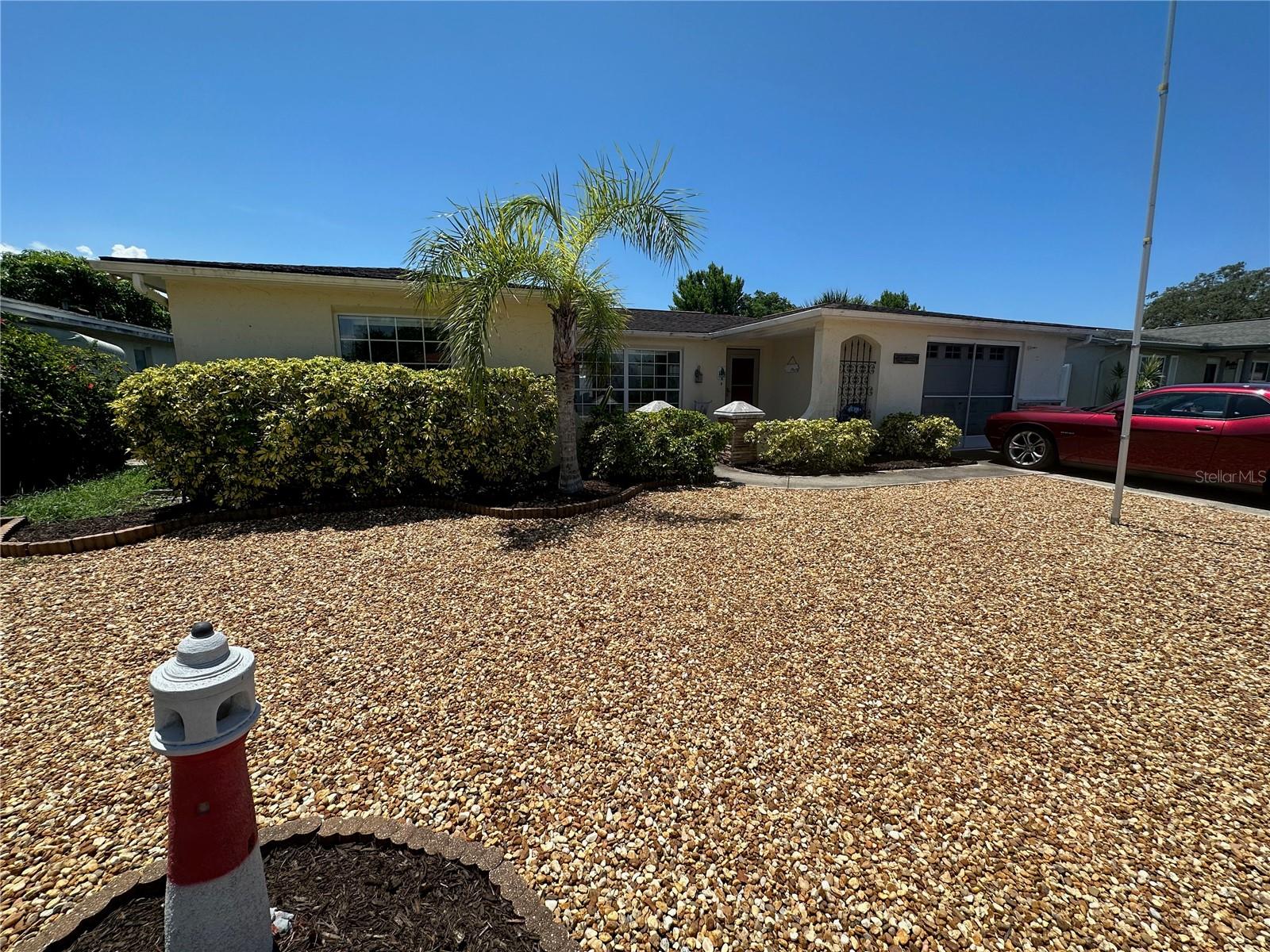 7114 PARROT DR