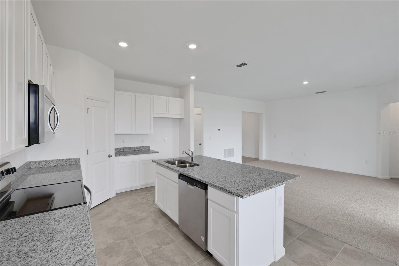 302 BOTTLE BRUSH DR