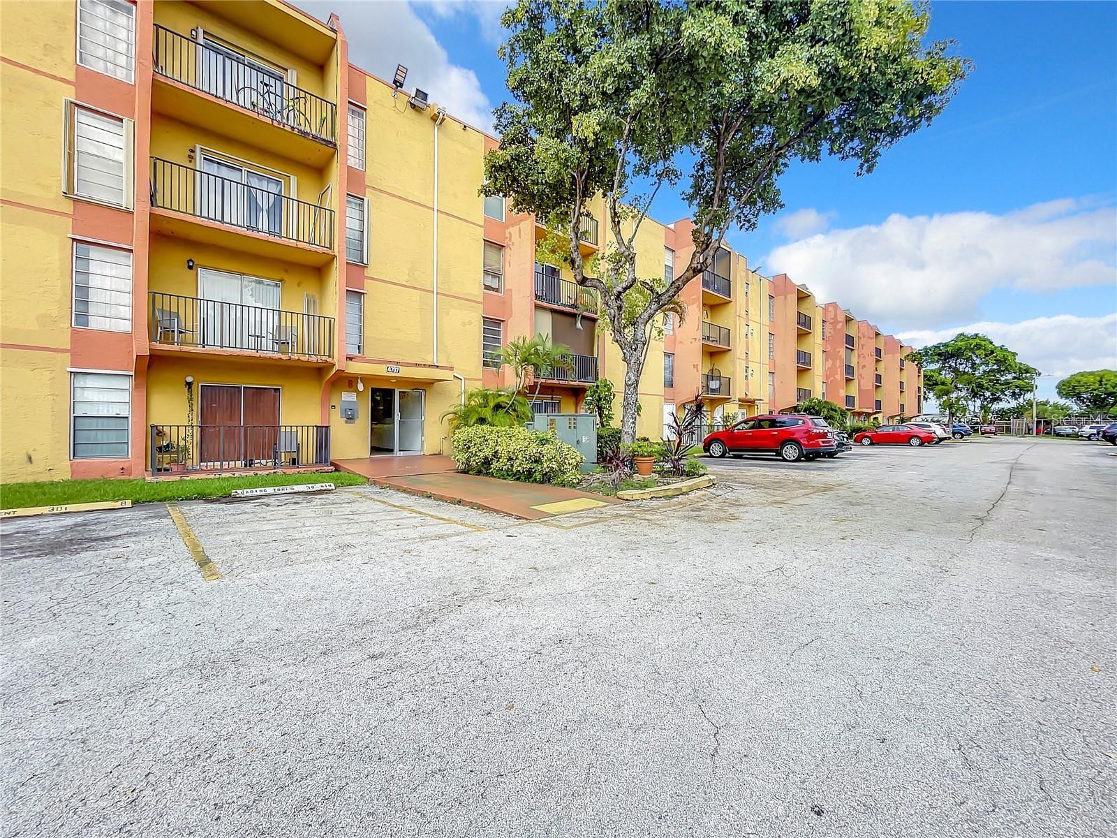 4707 NW 7TH #204-8