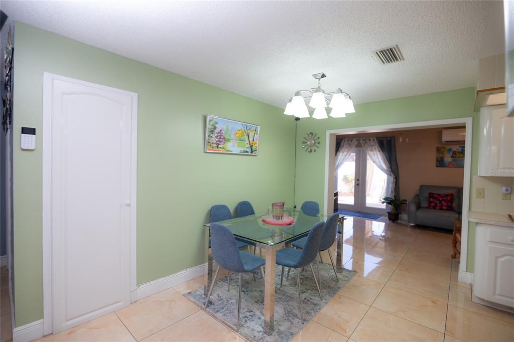 111 CUAUTLA WAY