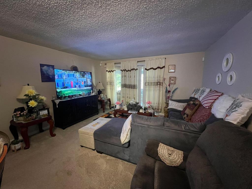 7045 BALBOA DR #7045