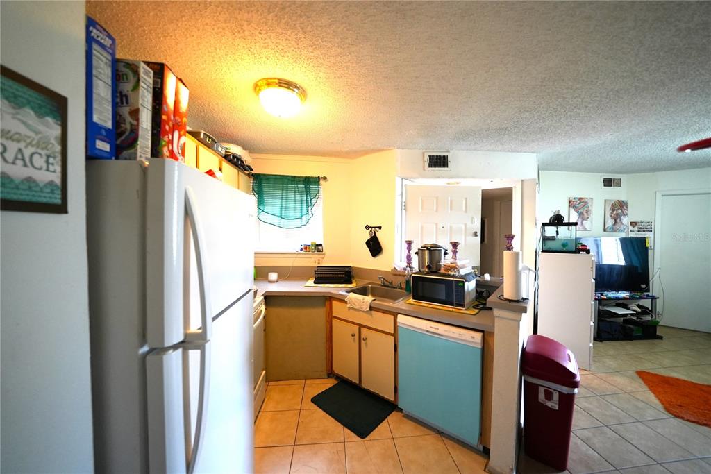 1940 LAKE ATRIUMS CIR #95