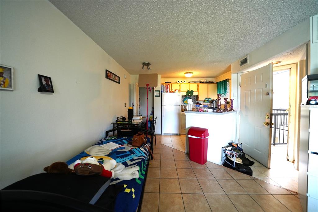 1940 LAKE ATRIUMS CIR #95