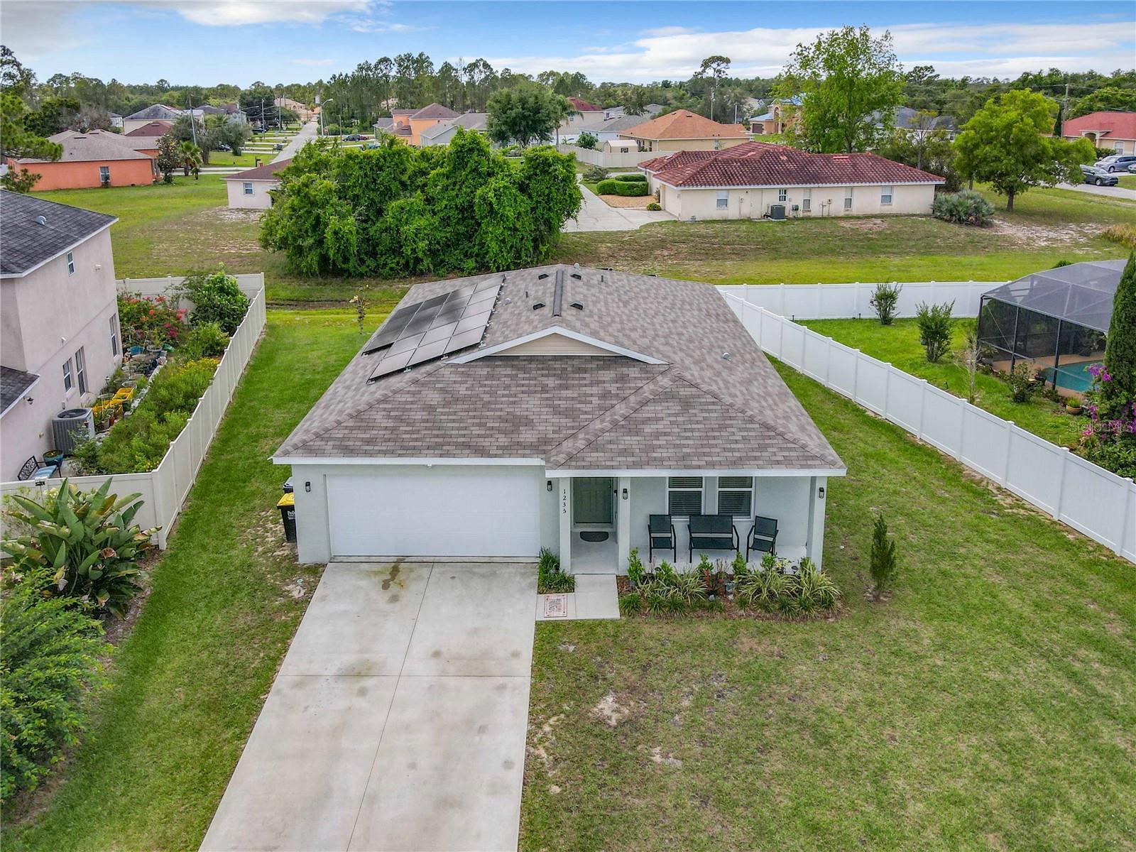 1235 APOPKA LN