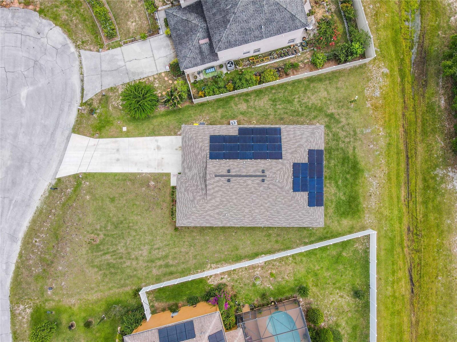 1235 APOPKA LN