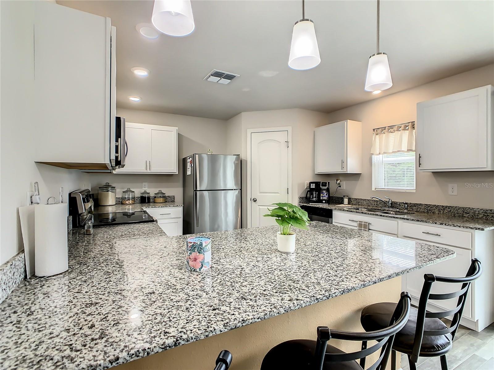 1235 APOPKA LN