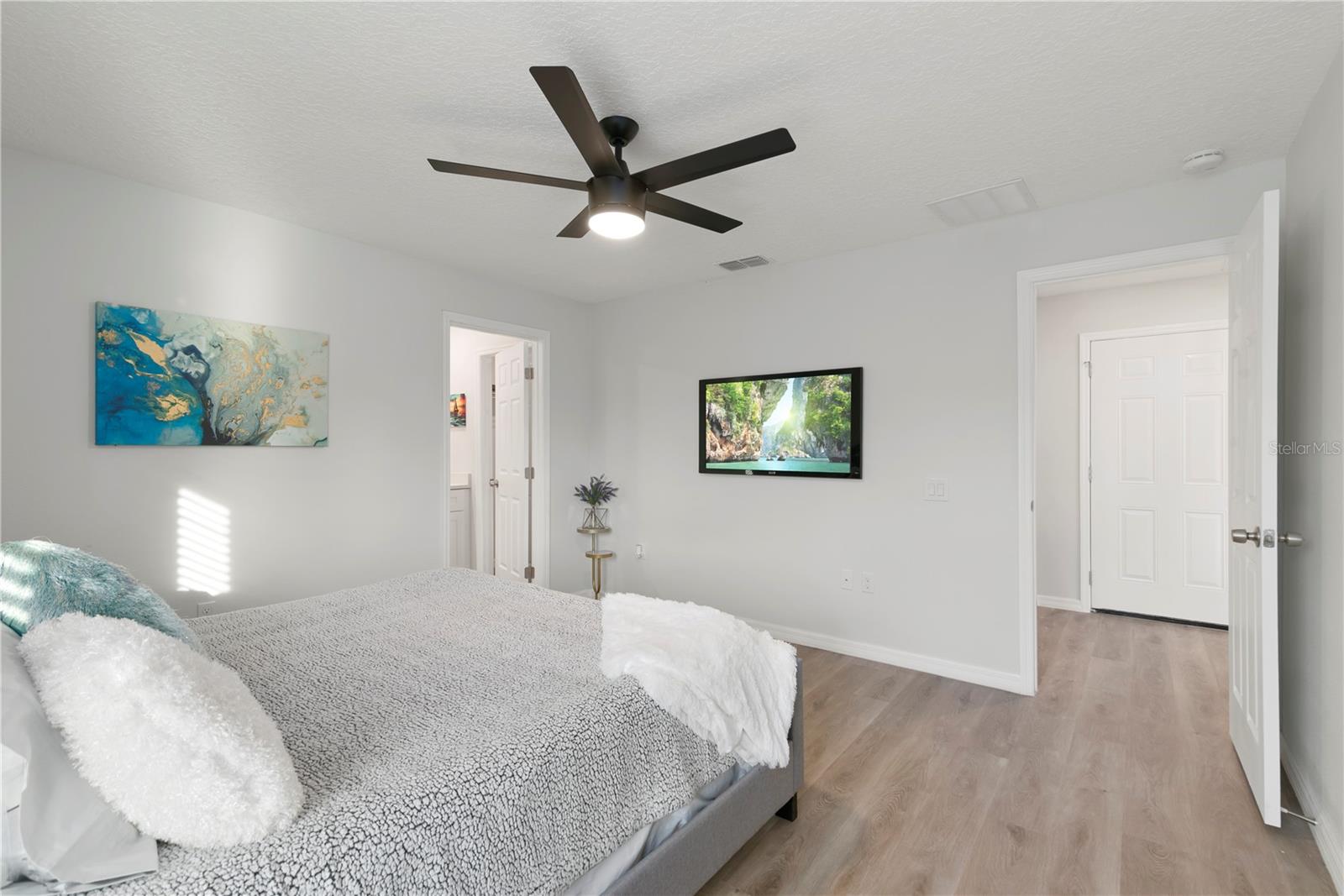 3026 SW 168TH LOOP