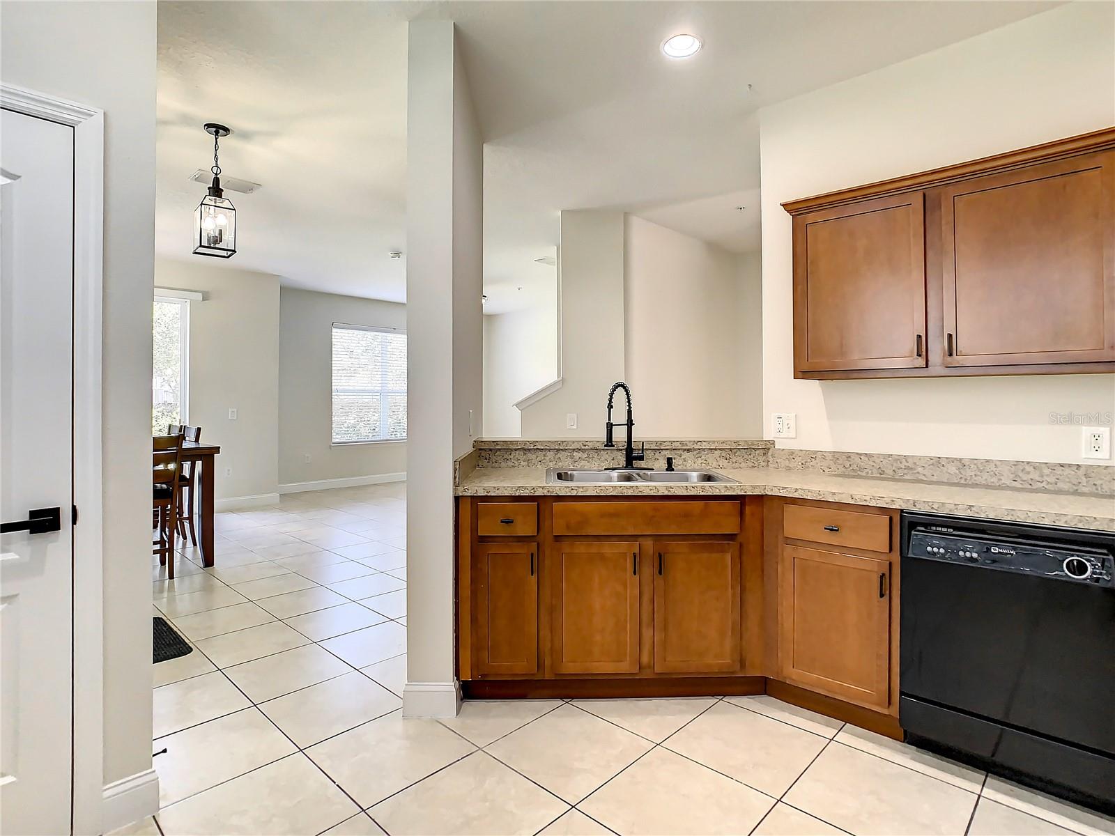 6578 S GOLDENROD RD #87B