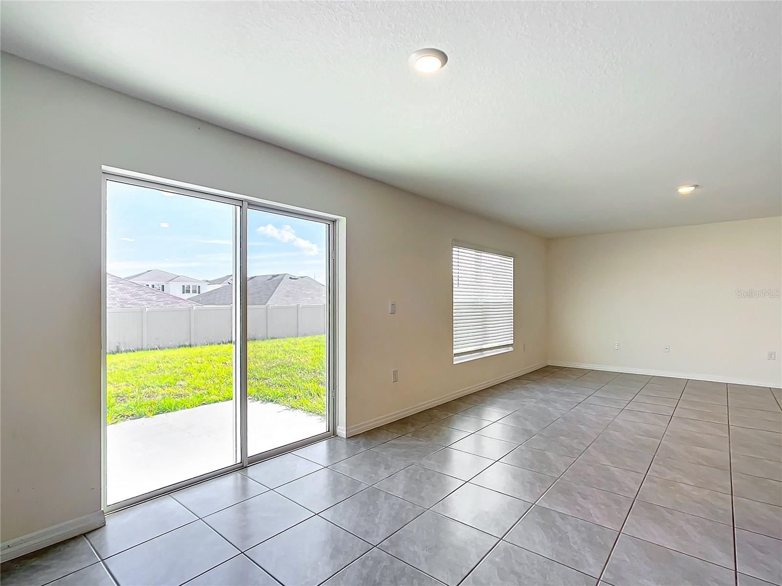 5043 SW 88TH PL