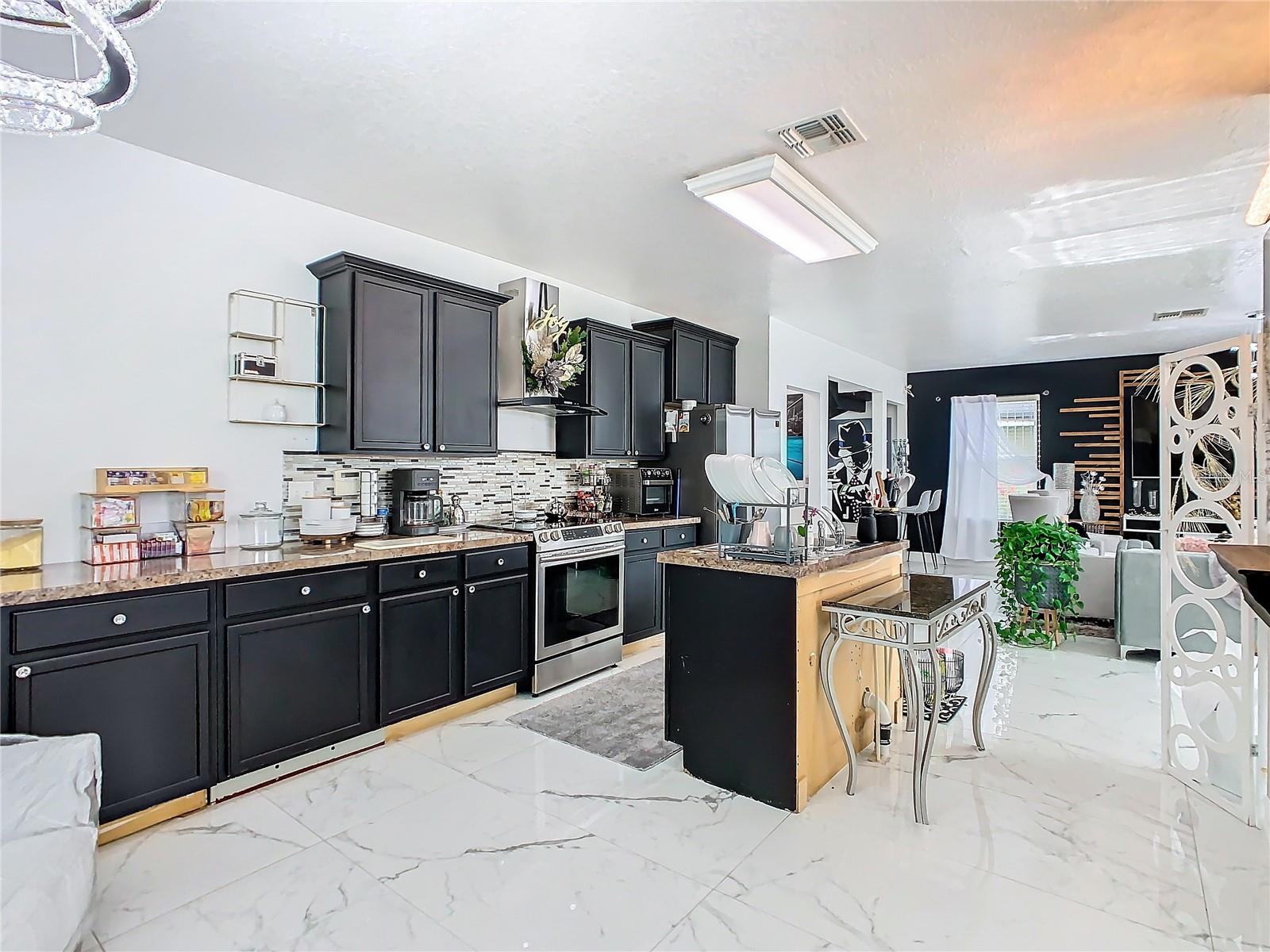 1879 MONTE CRISTO LN