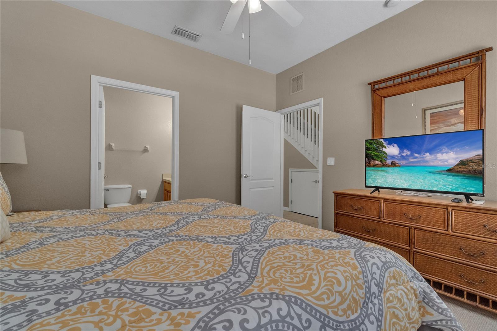2465 CARAVELLE CIR