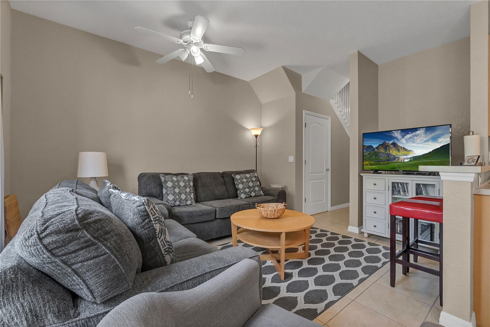 2465 CARAVELLE CIR