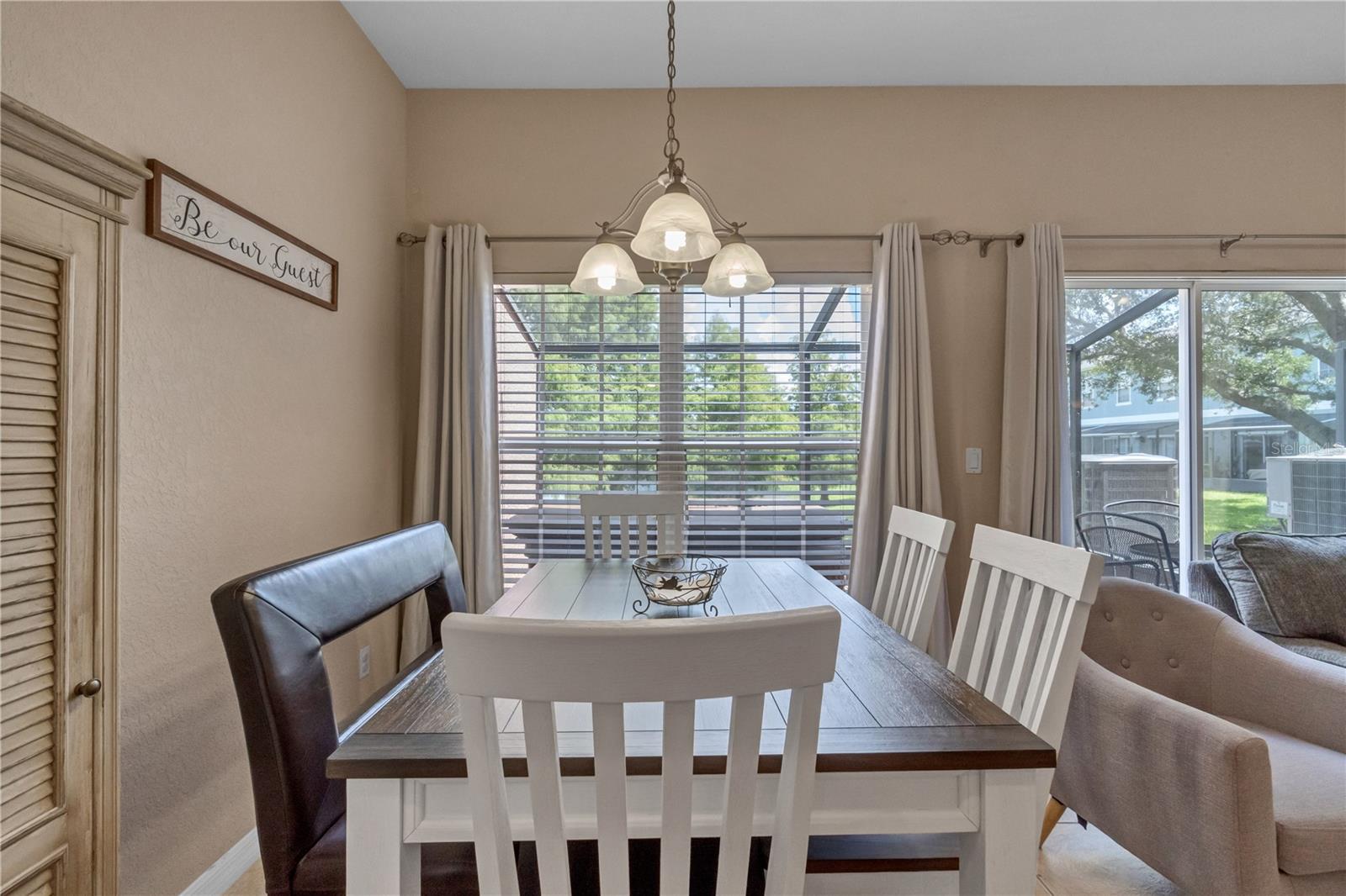 2465 CARAVELLE CIR