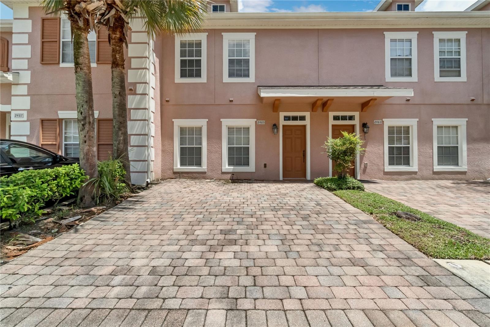 2465 CARAVELLE CIR