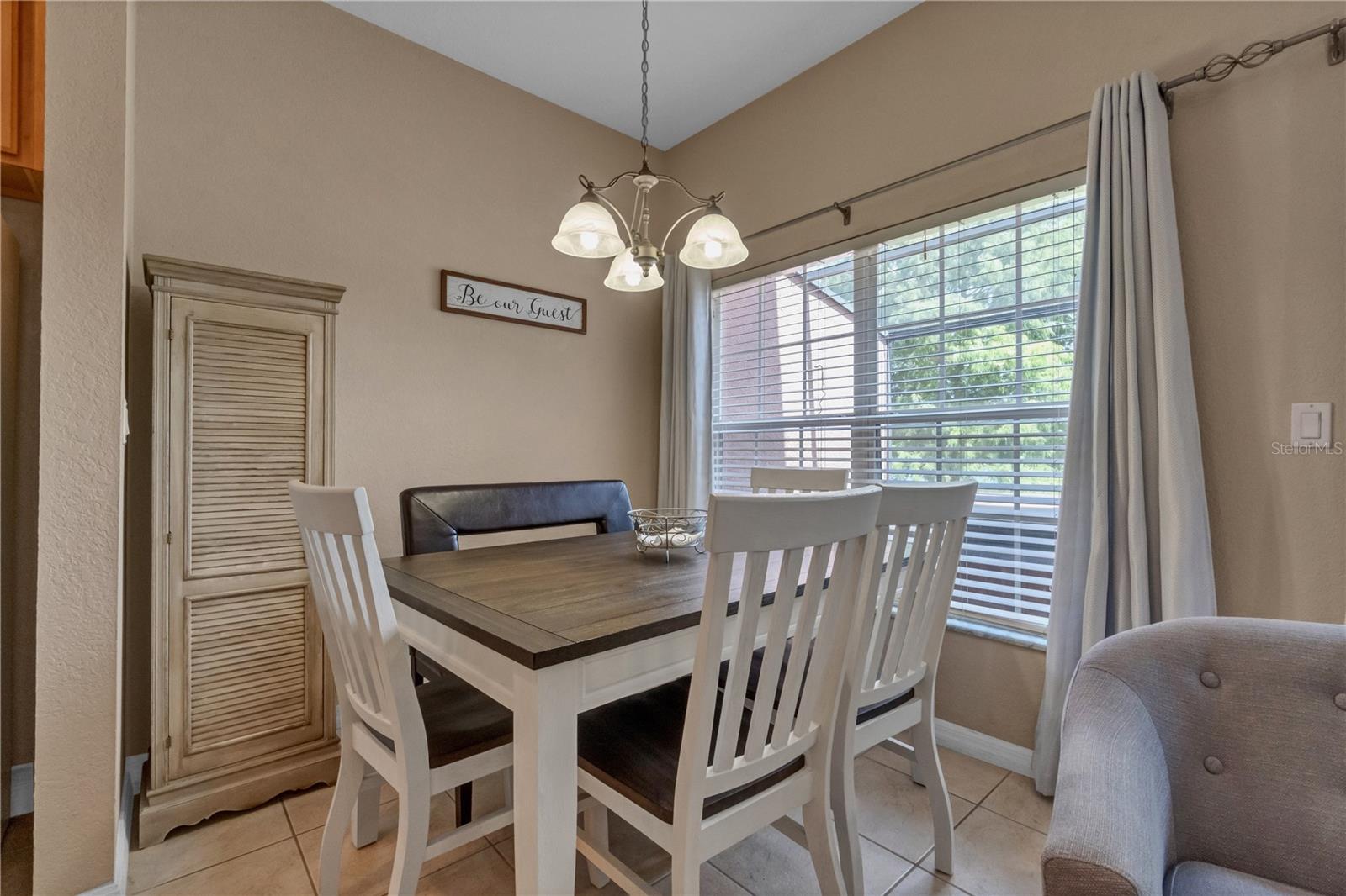 2465 CARAVELLE CIR