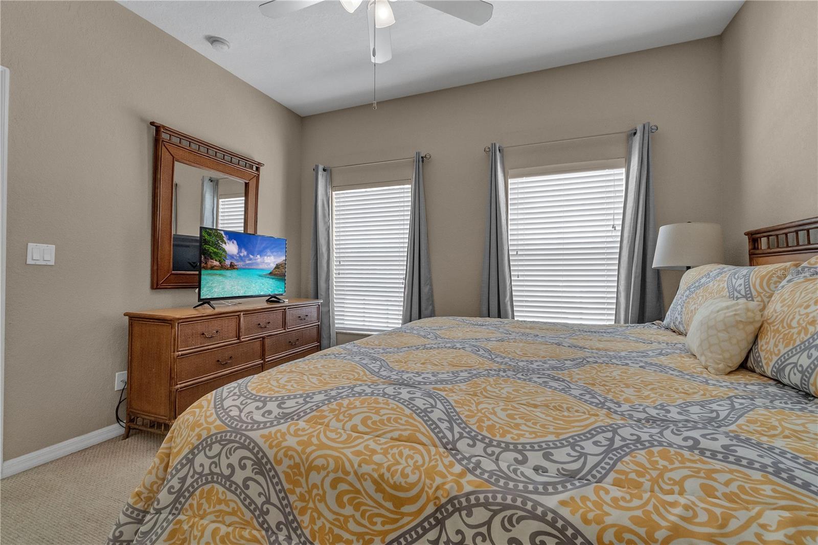 2465 CARAVELLE CIR