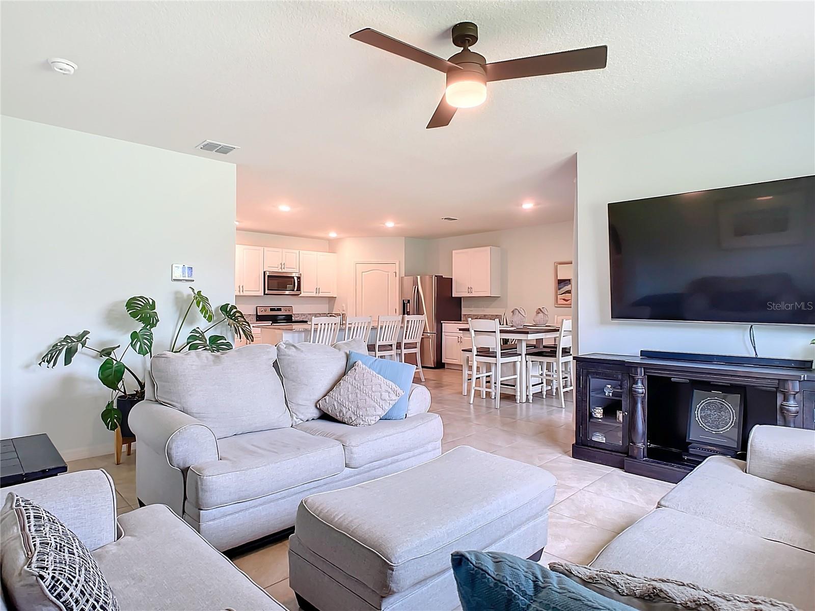 378 DIANA WAY