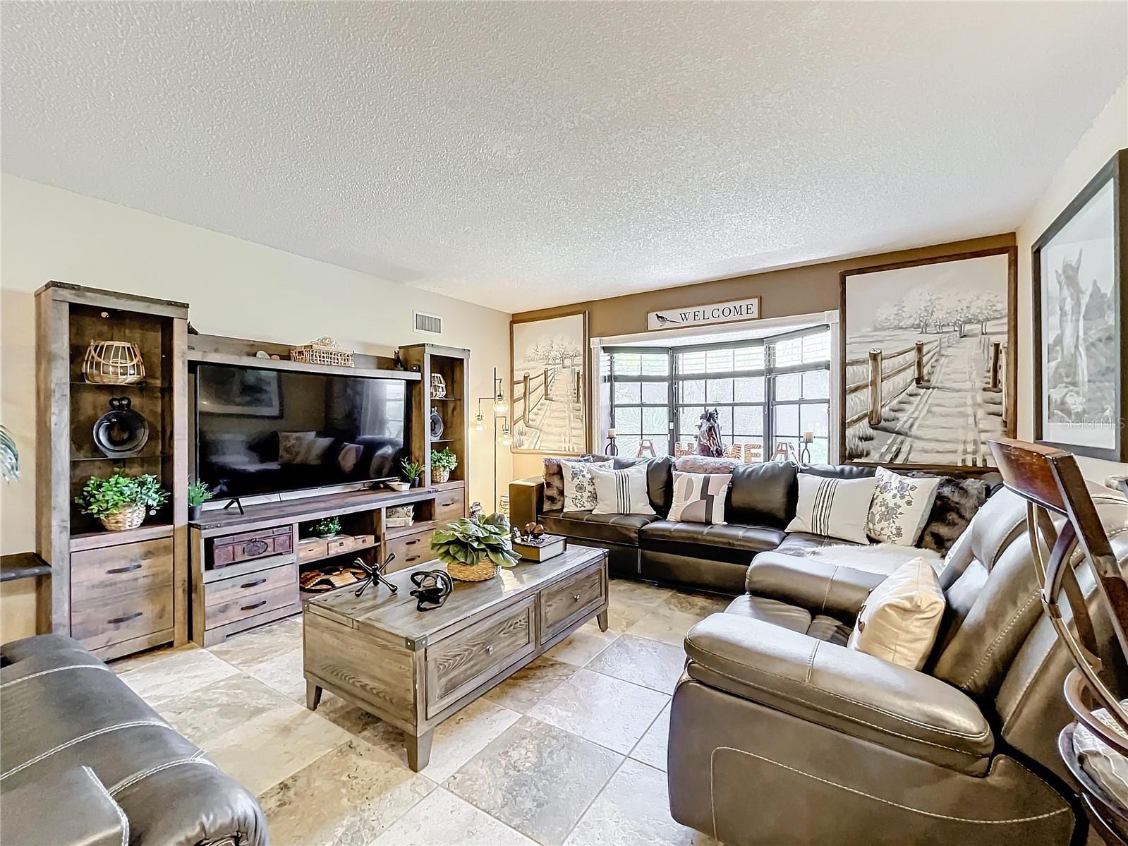 100 E OAK TERRACE DR #G1