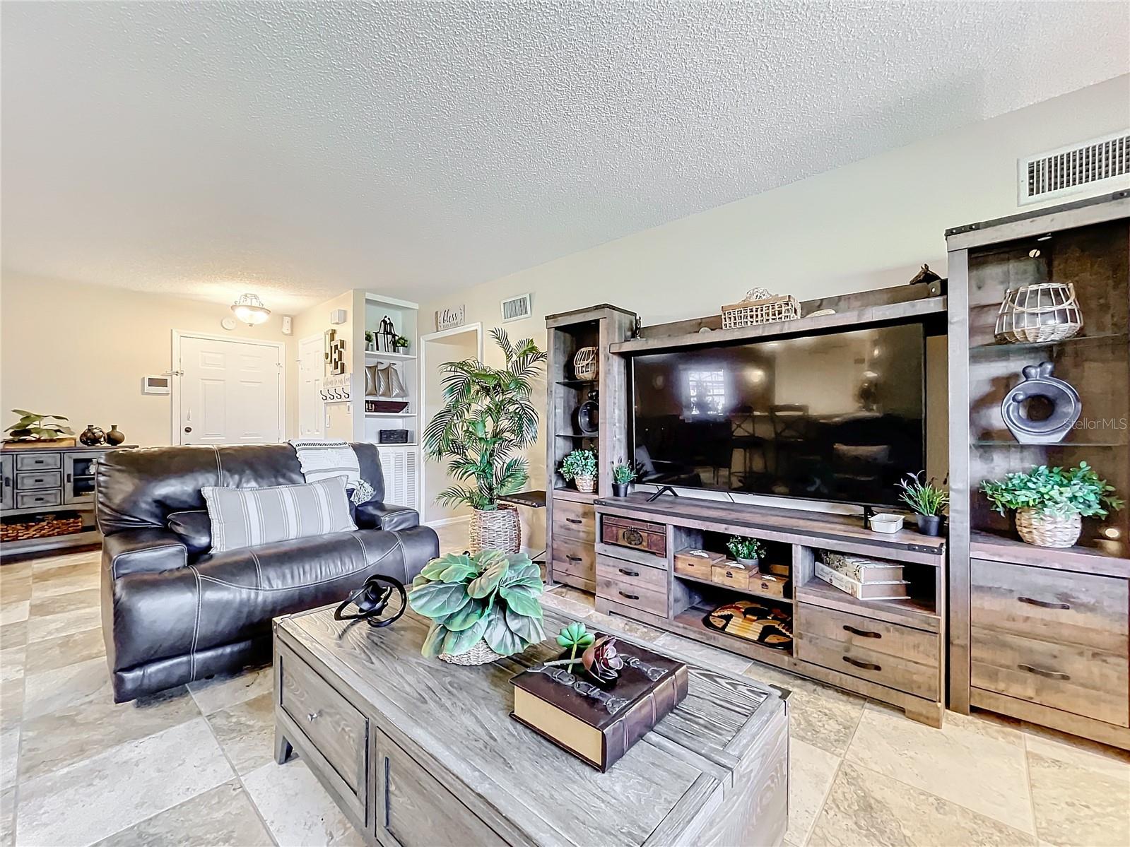 100 E OAK TERRACE DR #G1
