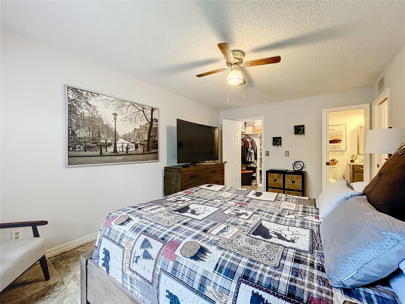 100 E OAK TERRACE DR #G1